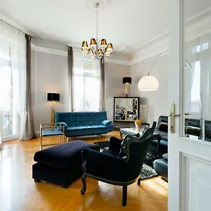 Art Deco Basilica Apartment Budapest